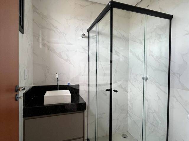 #10503 - Apartamento para Venda em Itumbiara - GO - 2