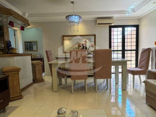 #10506 - Apartamento para Venda em Itumbiara - GO - 2