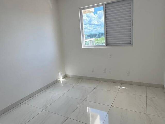 #L06 - Apartamento para Locação em Itumbiara - GO - 2