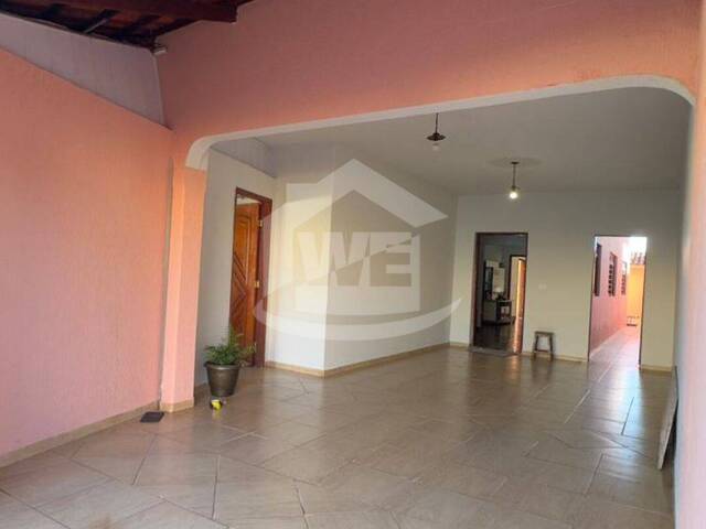 Casa para Venda em Itumbiara - 4