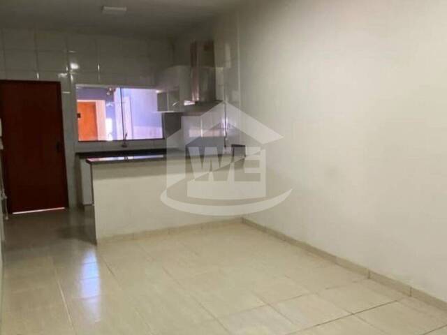 #10516 - Casa para Venda em Itumbiara - GO - 2