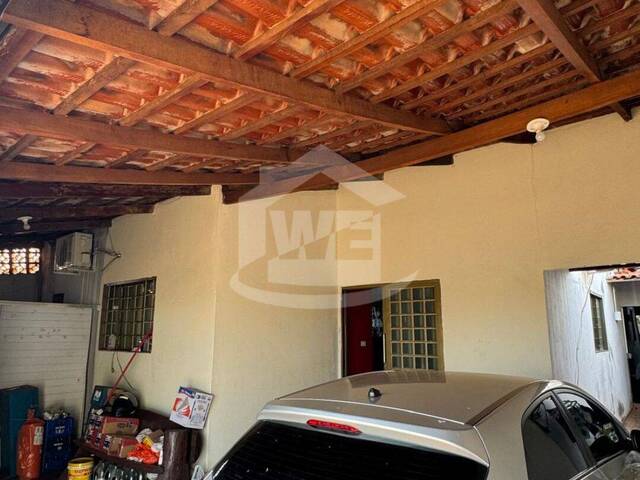 #10517 - Casa para Venda em Itumbiara - GO - 3