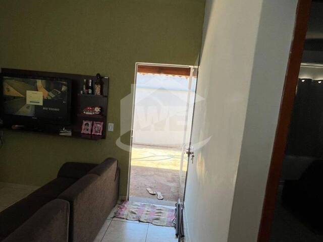 #10518 - Casa para Venda em Itumbiara - GO