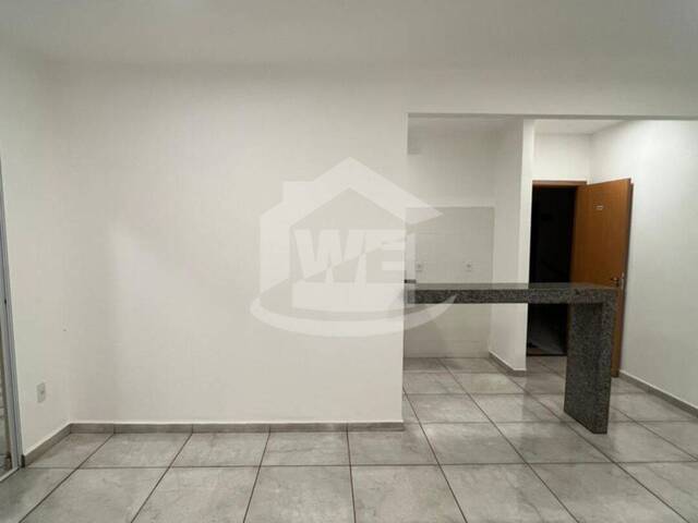 #10523 - Apartamento para Venda em Itumbiara - GO - 3