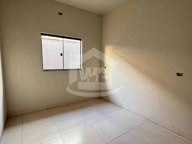 #10529 - Casa para Venda em Itumbiara - GO - 2