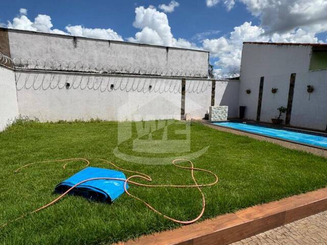 #10535 - Casa para Venda em Itumbiara - GO - 2