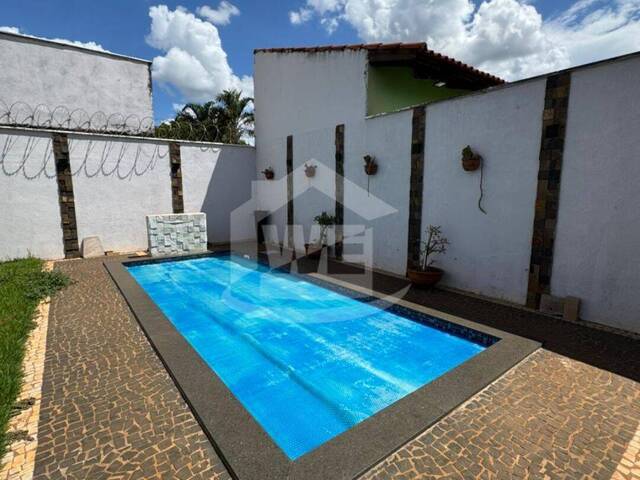 Casa para Venda em Itumbiara - 4