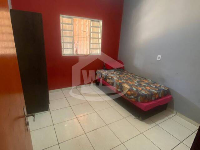 #10538 - Casa para Venda em Itumbiara - GO - 3