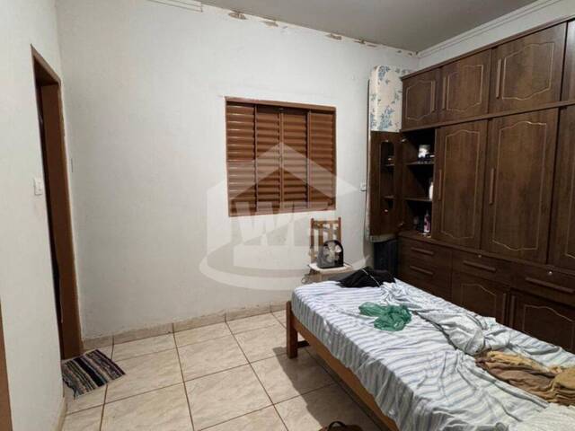 Casa para Venda em Itumbiara - 3