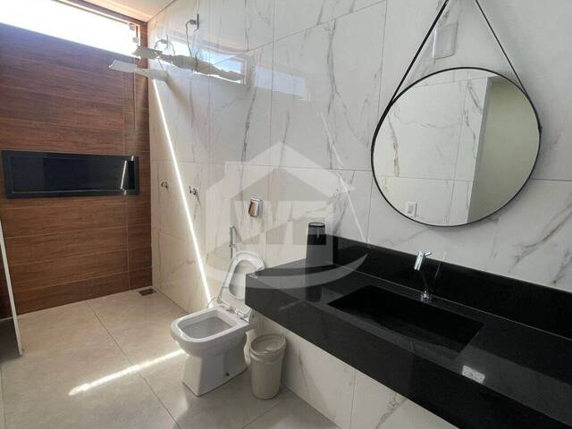 Casa para Venda em Itumbiara - 4