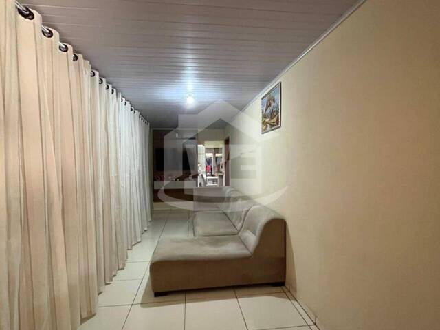 Casa para Venda em Itumbiara - 4
