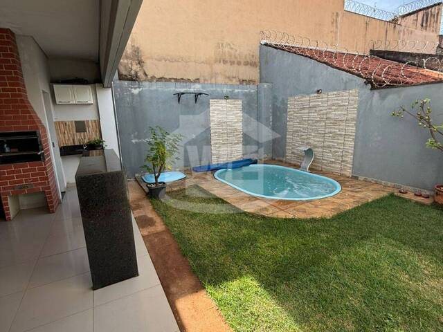 Casa para Venda em Itumbiara - 3