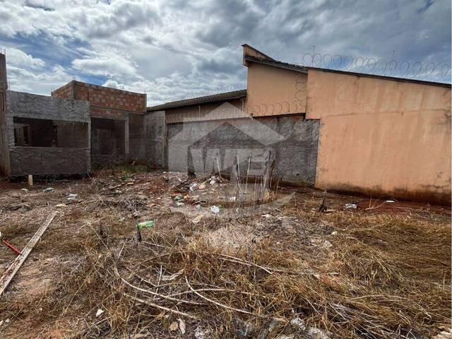 Casa para Venda em Itumbiara - 2
