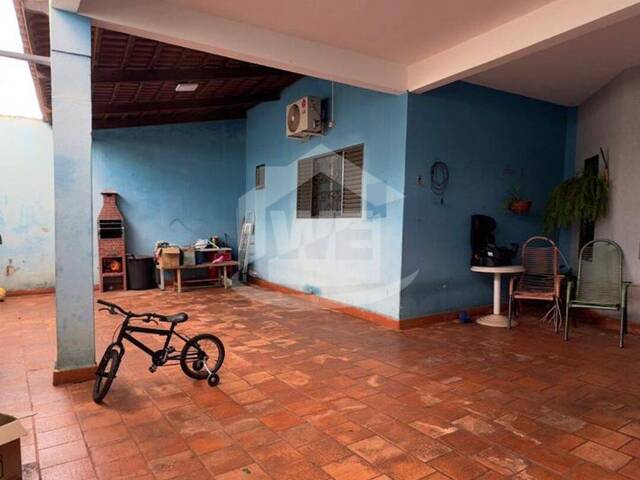 #10622 - Casa para Venda em Itumbiara - GO