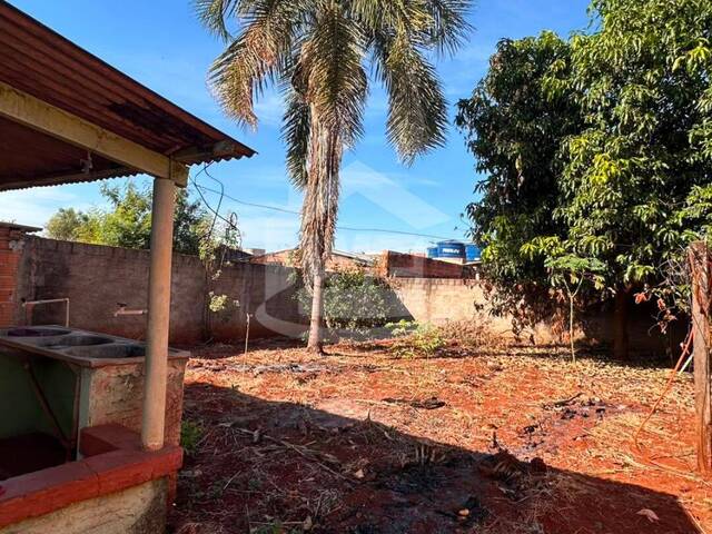 #10626 - Casa para Venda em Itumbiara - GO
