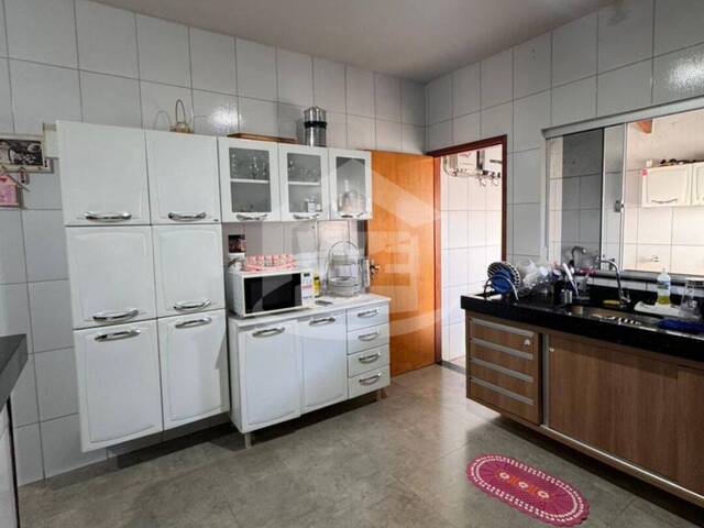 Casa para Venda em Itumbiara - 4