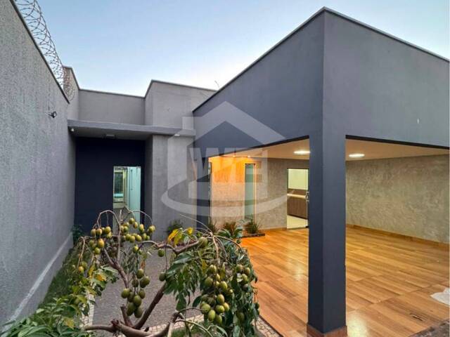 #10662 - Casa para Venda em Itumbiara - GO
