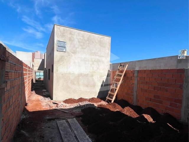 Casa para Venda em Itumbiara - 2