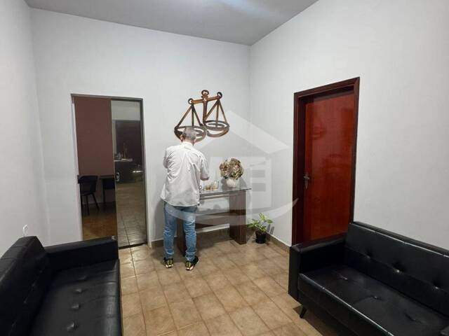 Casa para Venda em Itumbiara - 4