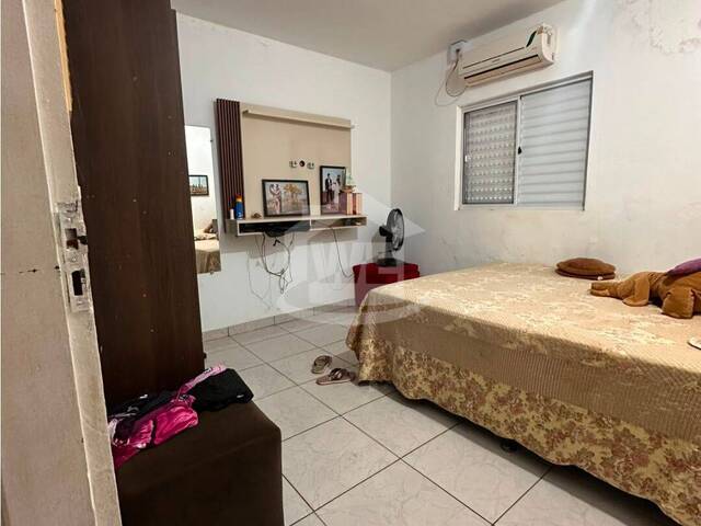Casa para Venda em Itumbiara - 2