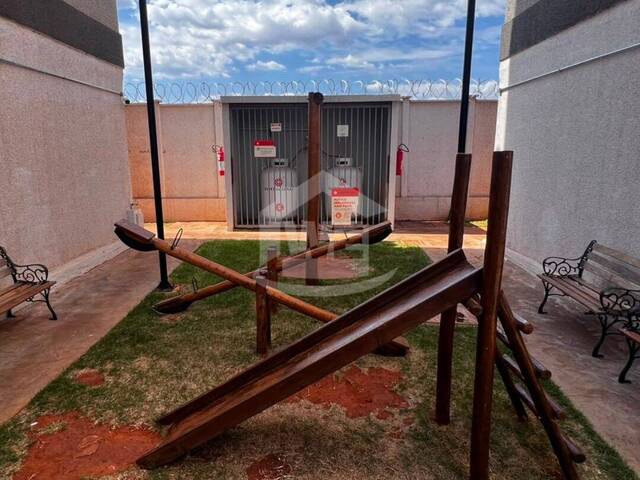 Apartamento para Venda em Itumbiara - 4