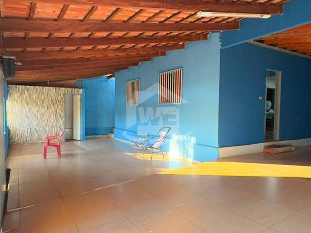 #10743 - Casa para Venda em Itumbiara - GO - 1