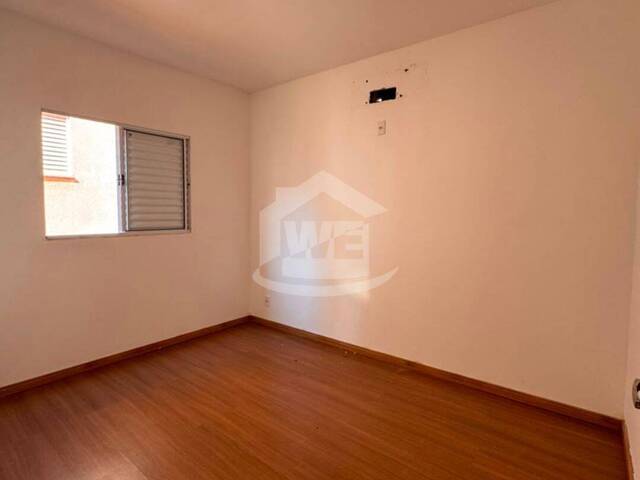 #10746 - Apartamento para Venda em Itumbiara - GO - 3