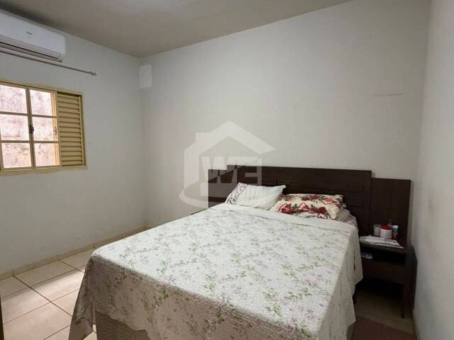 Casa para Venda em Itumbiara - 4