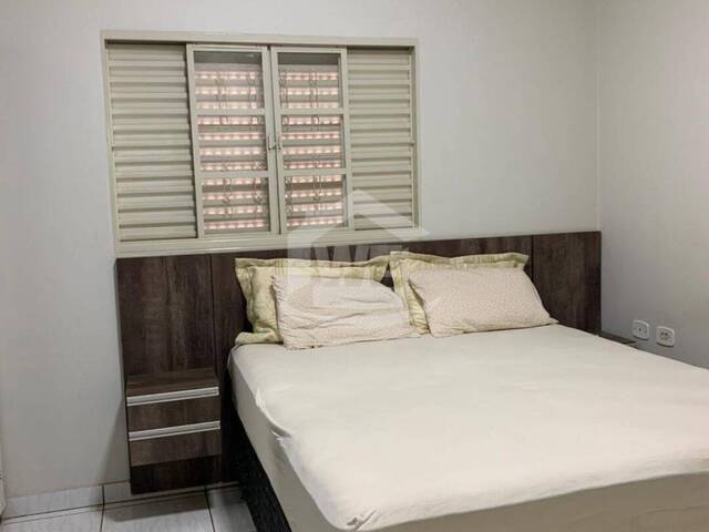 #10757 - Casa para Venda em Itumbiara - GO - 3