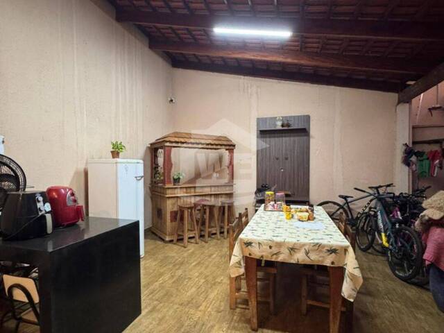 #10765 - Casa para Venda em Itumbiara - GO