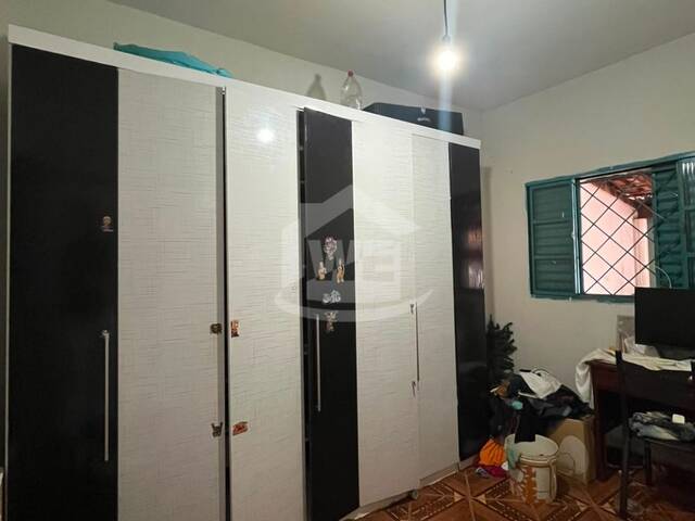#10771 - Casa para Venda em Itumbiara - GO - 3