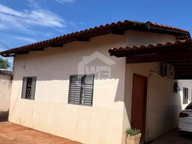 #10788 - Casa para Venda em Itumbiara - GO - 1