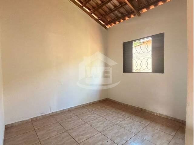 #10790 - Casa para Venda em Itumbiara - GO - 3