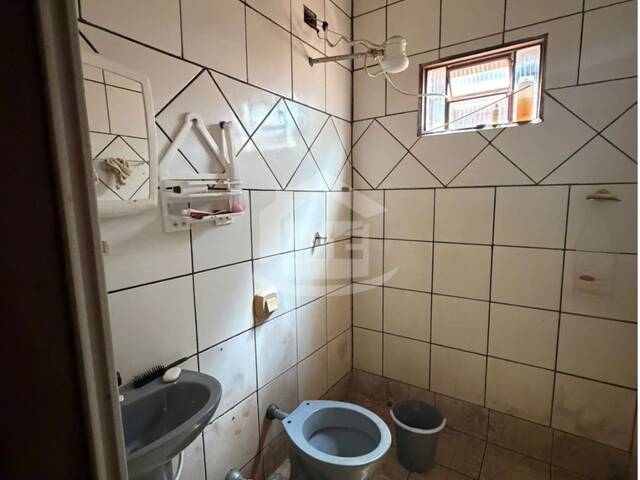 #10793 - Casa para Venda em Itumbiara - GO - 3