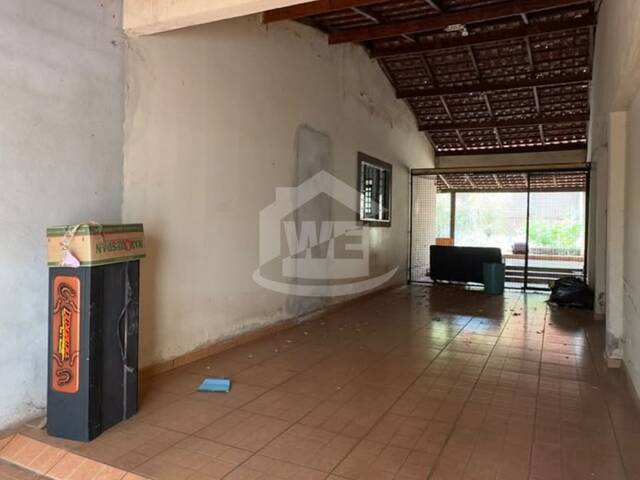 #10800 - Casa para Venda em Itumbiara - GO - 2