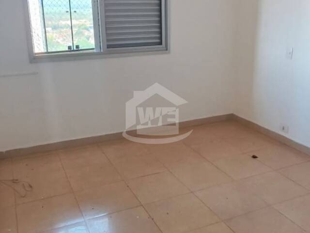 Apartamento para Venda em Itumbiara - 4