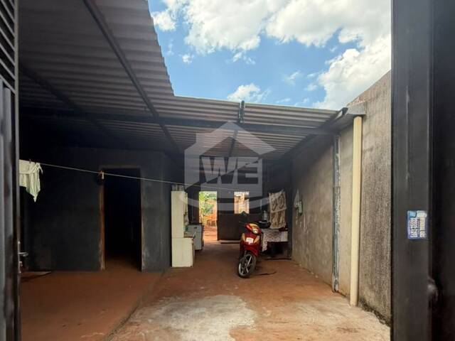 #10828 - Casa para Venda em Itumbiara - GO - 1