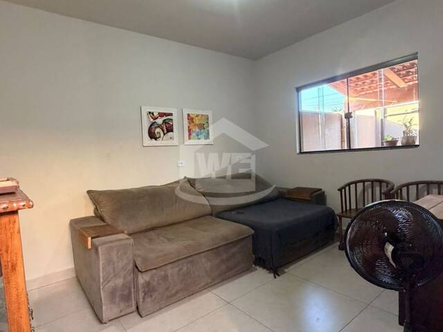 #10837 - Casa para Venda em Itumbiara - GO - 3