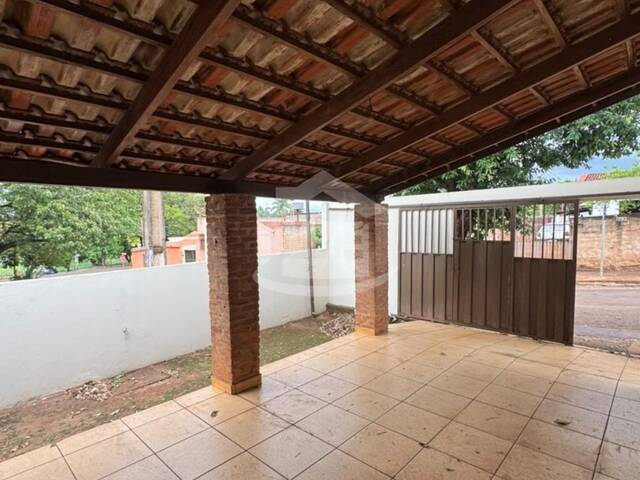 #10839 - Casa para Venda em Itumbiara - GO - 3