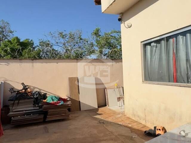 #10841 - Casa para Venda em Itumbiara - GO - 1