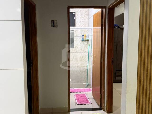#10843 - Casa para Venda em Itumbiara - GO - 3