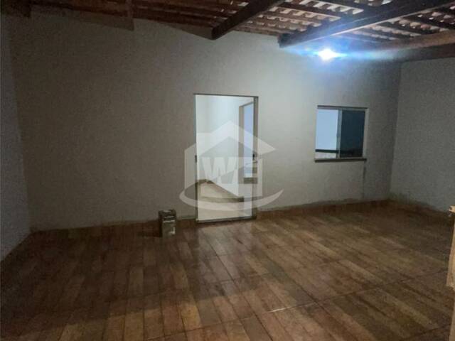 #10844 - Casa para Venda em Itumbiara - GO - 2