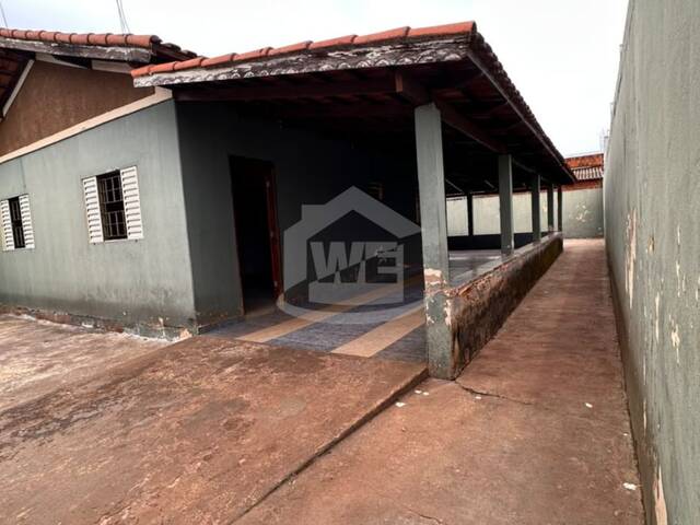 #10846 - Casa para Venda em Itumbiara - GO - 1