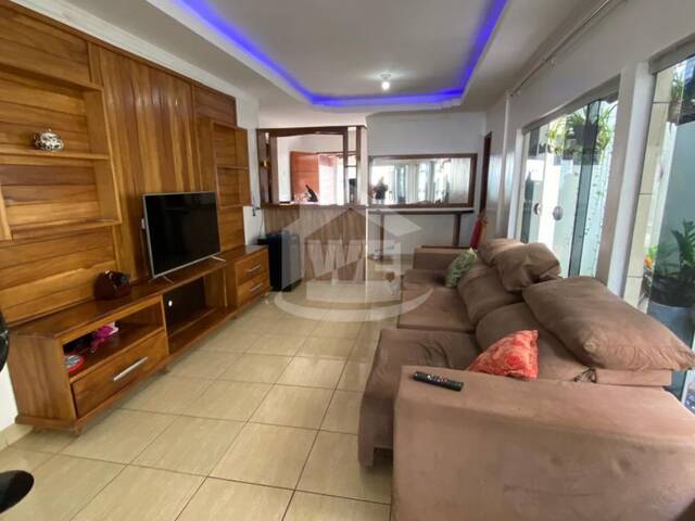 #10851 - Casa para Venda em Itumbiara - GO - 1
