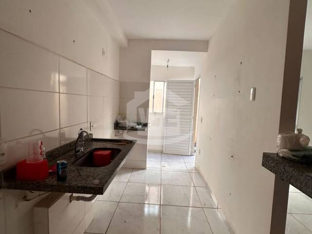 #10863 - Apartamento para Venda em Itumbiara - GO