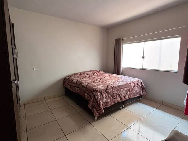 Casa para Venda em Itumbiara - 4