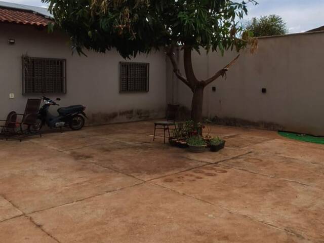 #10848 - Casa para Venda em Itumbiara - GO